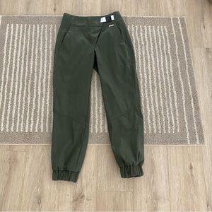 Sweaty Betty Olive Green Structured Jogger/Trousers Pants